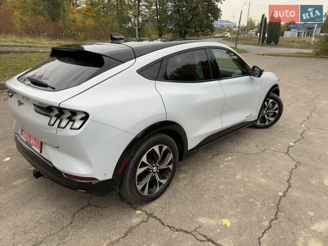Форд Mustang Mach-E 2022 в Ровно на Automoto.ua Белый Форд Mustang Mach-E, объемом двигателя 0 л и пробегом 75 тыс. км за 23700 $, фото 14 на Automoto.ua