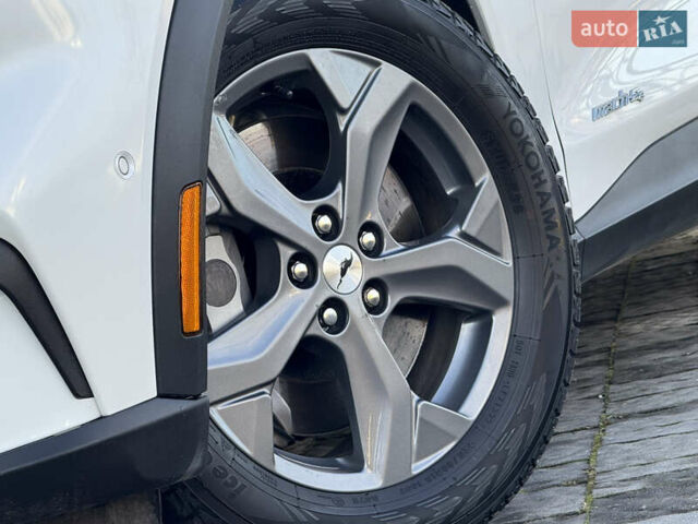 Белый Форд Mustang Mach-E, объемом двигателя 0 л и пробегом 60 тыс. км за 22200 $, фото 9 на Automoto.ua