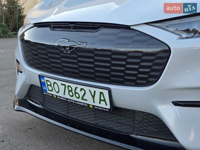 Белый Форд Mustang Mach-E, объемом двигателя 0 л и пробегом 31 тыс. км за 31999 $, фото 37 на Automoto.ua
