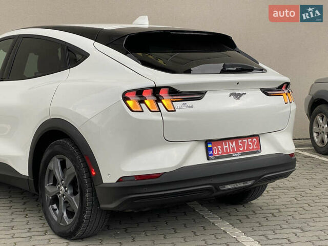 Білий Форд Mustang Mach-E, об'ємом двигуна 0 л та пробігом 58 тис. км за 22450 $, фото 55 на Automoto.ua