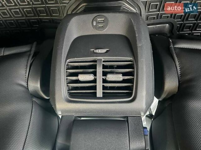 Белый Форд Mustang Mach-E, объемом двигателя 0 л и пробегом 80 тыс. км за 26640 $, фото 30 на Automoto.ua