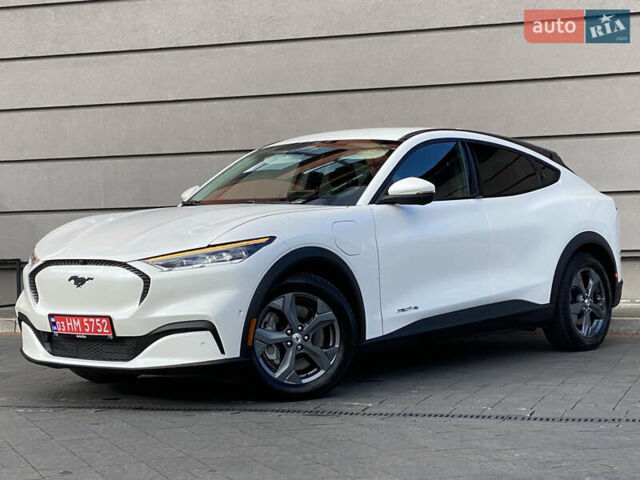 Белый Форд Mustang Mach-E, объемом двигателя 0 л и пробегом 58 тыс. км за 22950 $, фото 19 на Automoto.ua