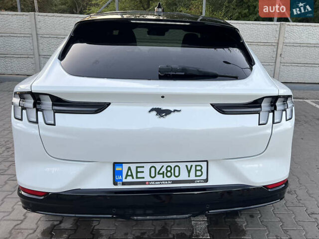 Білий Форд Mustang Mach-E, об'ємом двигуна 0 л та пробігом 48 тис. км за 26100 $, фото 8 на Automoto.ua