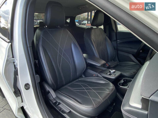 Белый Форд Mustang Mach-E, объемом двигателя 0 л и пробегом 58 тыс. км за 22950 $, фото 81 на Automoto.ua