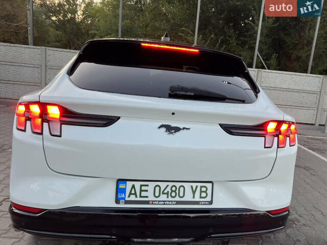 Білий Форд Mustang Mach-E, об'ємом двигуна 0 л та пробігом 48 тис. км за 26100 $, фото 14 на Automoto.ua