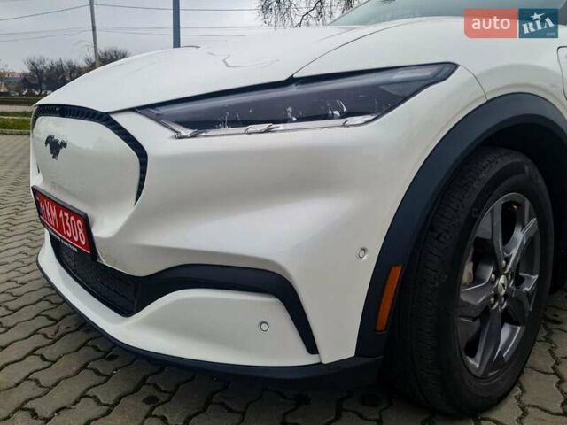 Белый Форд Mustang Mach-E, объемом двигателя 0 л и пробегом 34 тыс. км за 27000 $, фото 18 на Automoto.ua