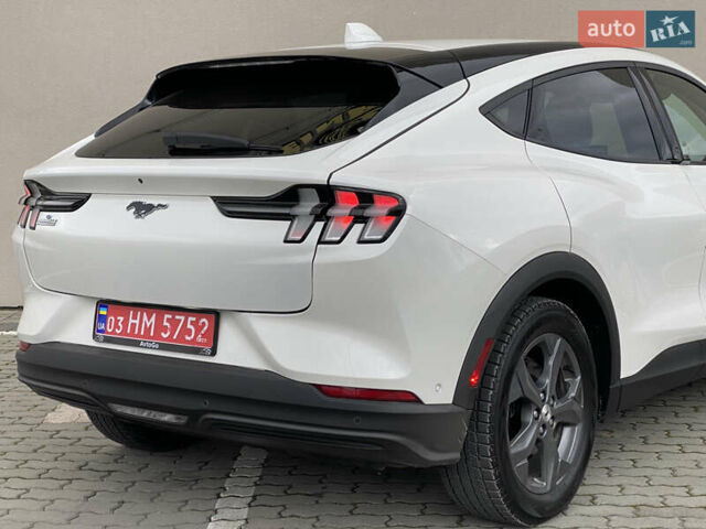 Білий Форд Mustang Mach-E, об'ємом двигуна 0 л та пробігом 58 тис. км за 22450 $, фото 42 на Automoto.ua