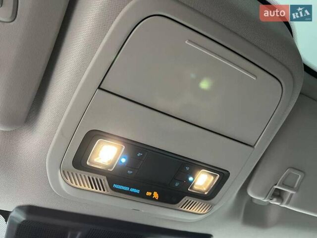 Белый Форд Mustang Mach-E, объемом двигателя 0 л и пробегом 80 тыс. км за 26640 $, фото 25 на Automoto.ua