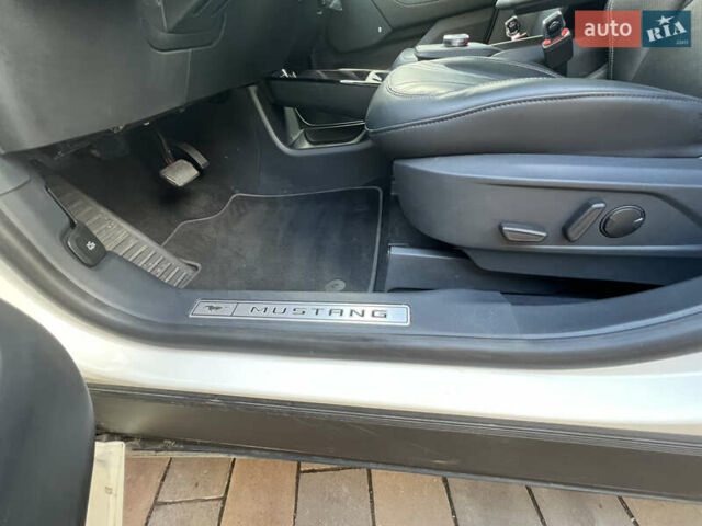 Білий Форд Mustang Mach-E, об'ємом двигуна 0 л та пробігом 48 тис. км за 25100 $, фото 34 на Automoto.ua