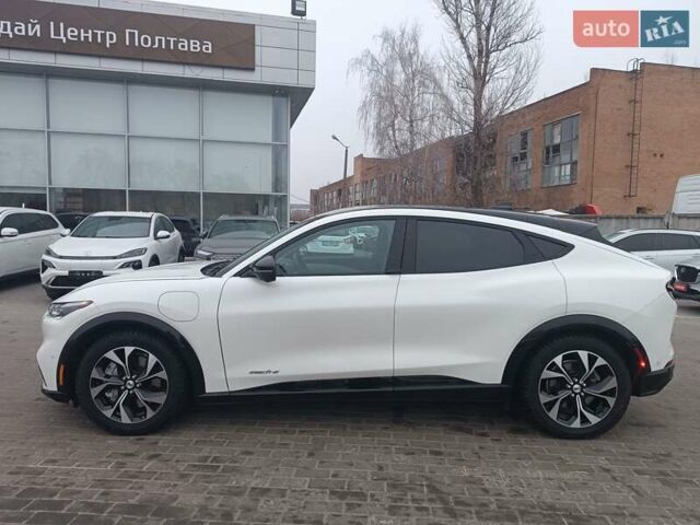 Белый Форд Mustang Mach-E, объемом двигателя 0 л и пробегом 37 тыс. км за 30500 $, фото 4 на Automoto.ua