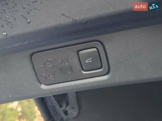 Белый Форд Mustang Mach-E, объемом двигателя 0 л и пробегом 31 тыс. км за 31999 $, фото 53 на Automoto.ua