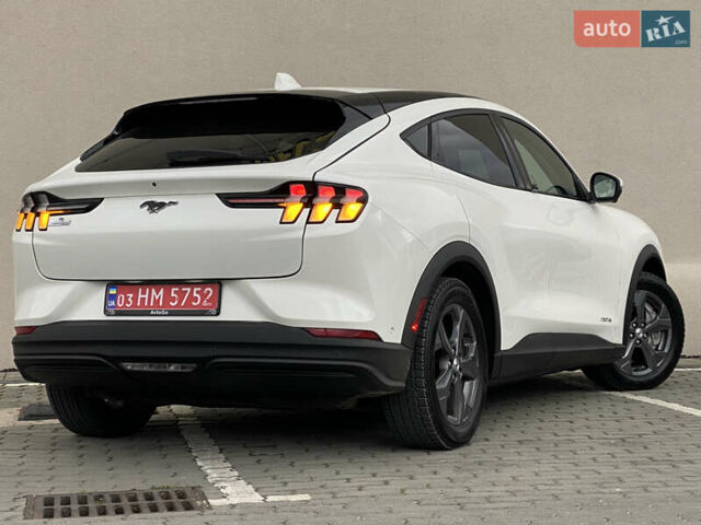 Білий Форд Mustang Mach-E, об'ємом двигуна 0 л та пробігом 58 тис. км за 22450 $, фото 41 на Automoto.ua
