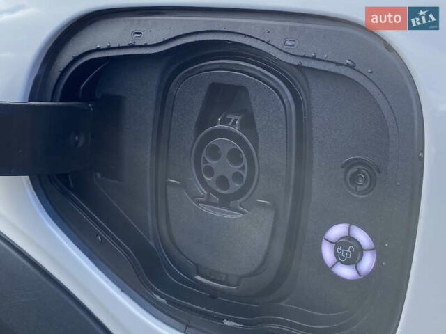 Белый Форд Mustang Mach-E, объемом двигателя 0 л и пробегом 58 тыс. км за 22950 $, фото 31 на Automoto.ua