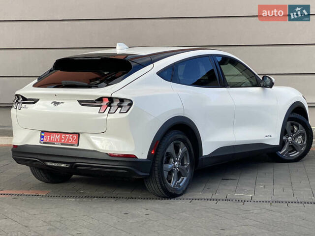 Белый Форд Mustang Mach-E, объемом двигателя 0 л и пробегом 58 тыс. км за 22950 $, фото 46 на Automoto.ua