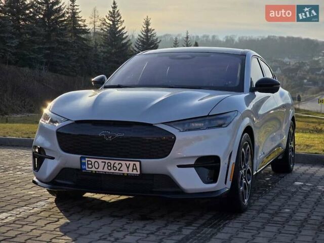 Белый Форд Mustang Mach-E, объемом двигателя 0 л и пробегом 31 тыс. км за 31999 $, фото 20 на Automoto.ua