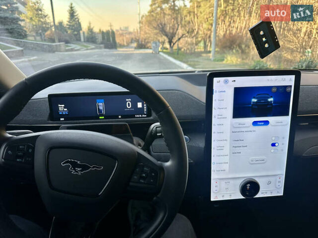 Белый Форд Mustang Mach-E, объемом двигателя 0 л и пробегом 51 тыс. км за 29900 $, фото 22 на Automoto.ua