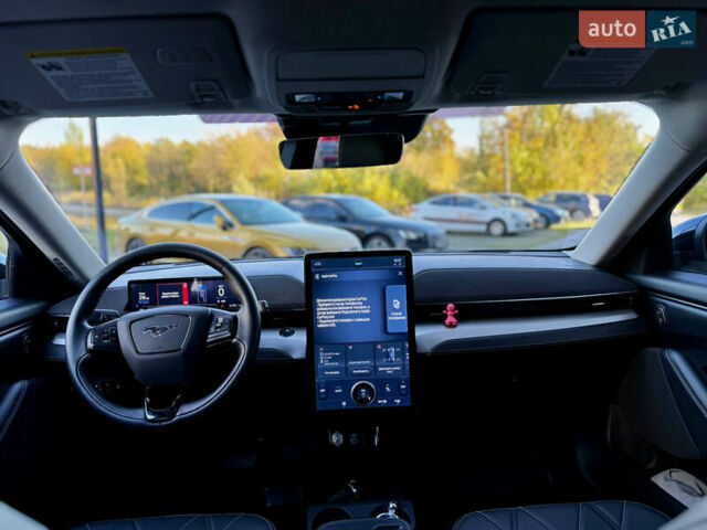 Белый Форд Mustang Mach-E, объемом двигателя 0 л и пробегом 32 тыс. км за 24500 $, фото 11 на Automoto.ua