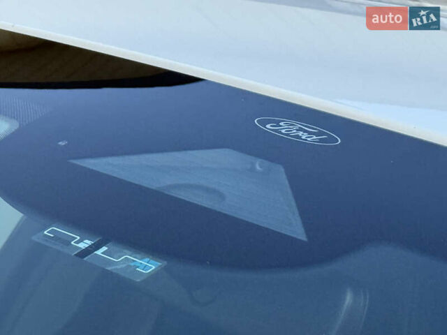 Белый Форд Mustang Mach-E, объемом двигателя 0 л и пробегом 60 тыс. км за 22200 $, фото 15 на Automoto.ua