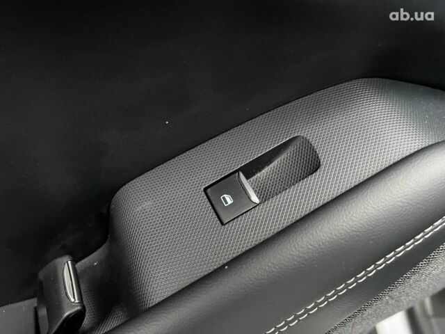 Белый Форд Mustang Mach-E, объемом двигателя 0 л и пробегом 80 тыс. км за 26640 $, фото 28 на Automoto.ua