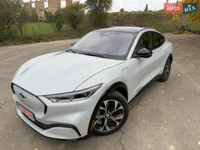 Форд Mustang Mach-E 2022 в Ровно на Automoto.ua Белый Форд Mustang Mach-E, объемом двигателя 0 л и пробегом 75 тыс. км за 23700 $, фото 26 на Automoto.ua