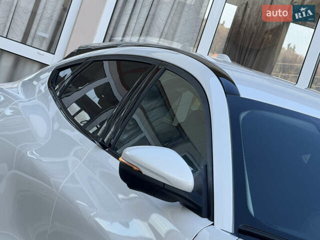 Белый Форд Mustang Mach-E, объемом двигателя 0 л и пробегом 60 тыс. км за 22200 $, фото 23 на Automoto.ua