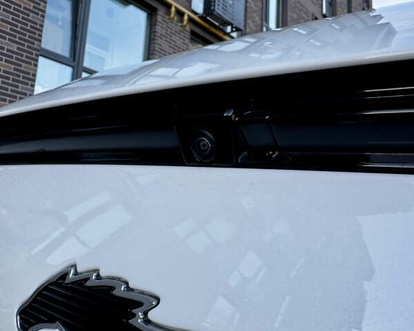 Білий Форд Mustang Mach-E, об'ємом двигуна 0 л та пробігом 42 тис. км за 25300 $, фото 10 на Automoto.ua