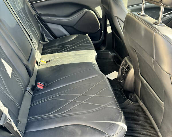 Білий Форд Mustang Mach-E, об'ємом двигуна 0 л та пробігом 90 тис. км за 21500 $, фото 5 на Automoto.ua