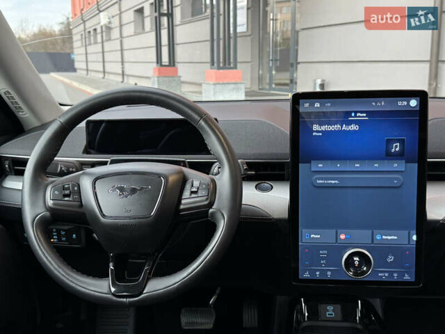 Белый Форд Mustang Mach-E, объемом двигателя 0 л и пробегом 59 тыс. км за 21950 $, фото 70 на Automoto.ua