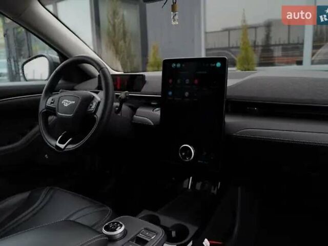 Белый Форд Mustang Mach-E, объемом двигателя 0 л и пробегом 42 тыс. км за 32500 $, фото 13 на Automoto.ua