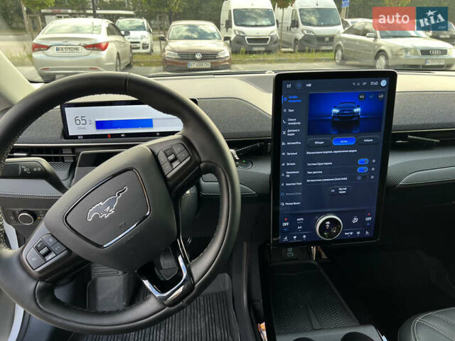 Белый Форд Mustang Mach-E, объемом двигателя 0 л и пробегом 22 тыс. км за 28500 $, фото 17 на Automoto.ua