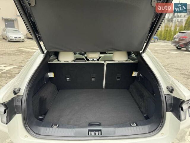 Білий Форд Mustang Mach-E, об'ємом двигуна 0 л та пробігом 34 тис. км за 29500 $, фото 21 на Automoto.ua