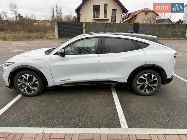 Білий Форд Mustang Mach-E, об'ємом двигуна 0 л та пробігом 6 тис. км за 28500 $, фото 6 на Automoto.ua