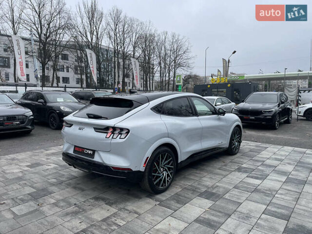 Белый Форд Mustang Mach-E, объемом двигателя 0 л и пробегом 4 тыс. км за 39900 $, фото 9 на Automoto.ua