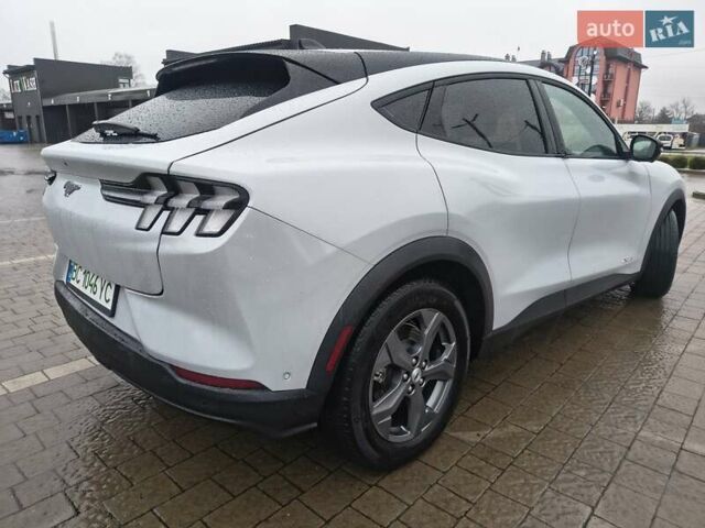 Белый Форд Mustang Mach-E, объемом двигателя 0 л и пробегом 15 тыс. км за 24500 $, фото 16 на Automoto.ua