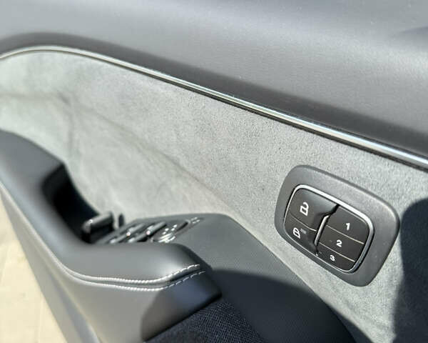 Белый Форд Mustang Mach-E, объемом двигателя 0 л и пробегом 23 тыс. км за 42700 $, фото 44 на Automoto.ua