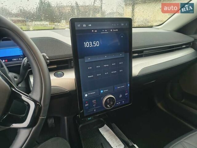 Белый Форд Mustang Mach-E, объемом двигателя 0 л и пробегом 15 тыс. км за 24500 $, фото 30 на Automoto.ua