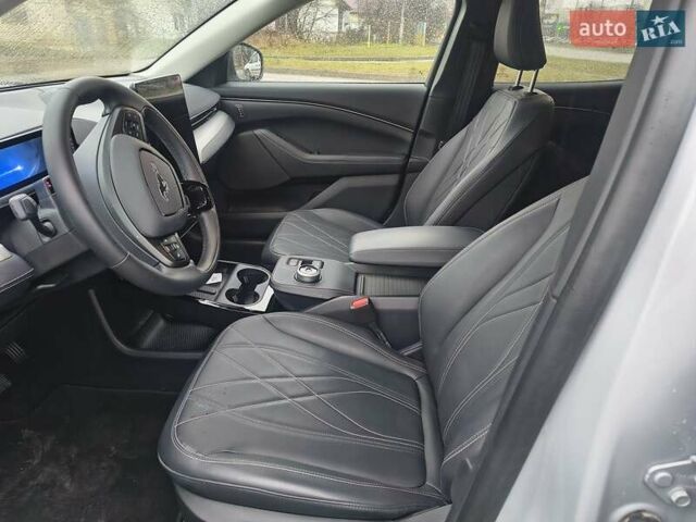 Белый Форд Mustang Mach-E, объемом двигателя 0 л и пробегом 15 тыс. км за 24500 $, фото 29 на Automoto.ua