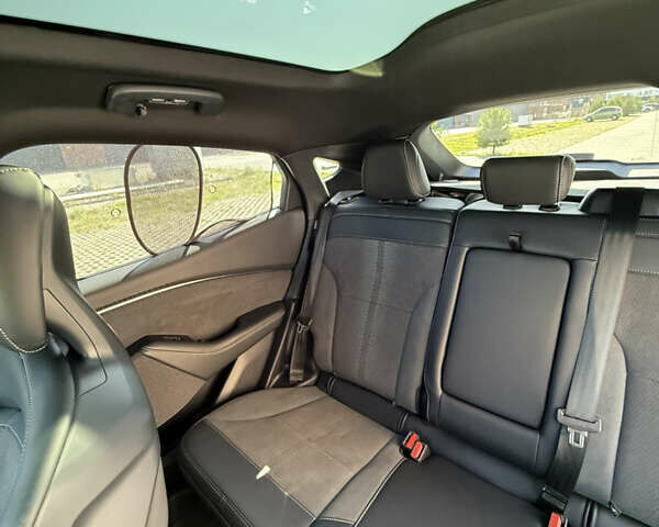 Белый Форд Mustang Mach-E, объемом двигателя 0 л и пробегом 23 тыс. км за 42700 $, фото 66 на Automoto.ua
