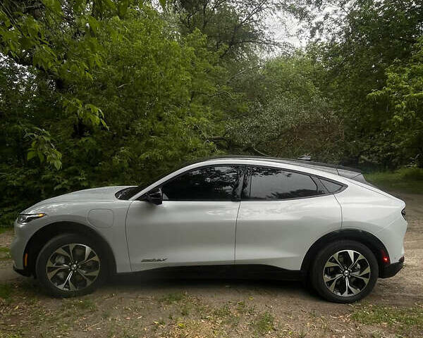 Білий Форд Mustang Mach-E, об'ємом двигуна 0 л та пробігом 14 тис. км за 29800 $, фото 14 на Automoto.ua
