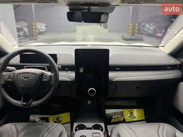 Білий Форд Mustang Mach-E, об'ємом двигуна 0 л та пробігом 2 тис. км за 26900 $, фото 10 на Automoto.ua