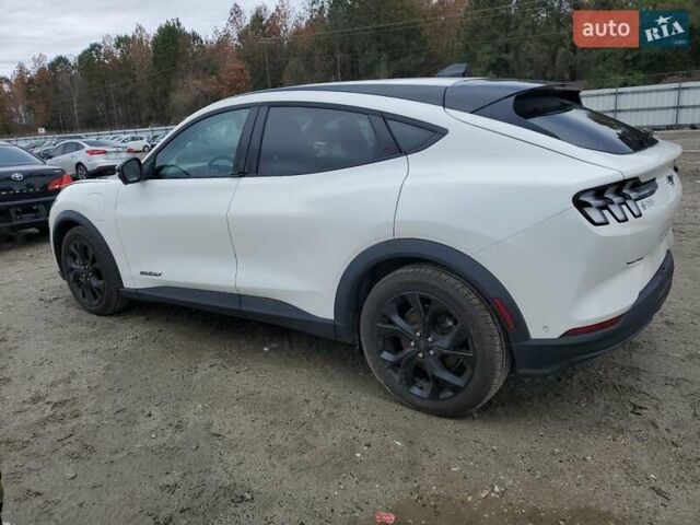 Белый Форд Mustang Mach-E, объемом двигателя 0 л и пробегом 13 тыс. км за 11900 $, фото 1 на Automoto.ua