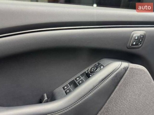 Белый Форд Mustang Mach-E, объемом двигателя 0 л и пробегом 2 тыс. км за 28000 $, фото 6 на Automoto.ua