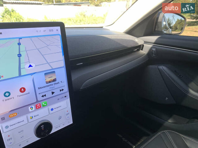 Белый Форд Mustang Mach-E, объемом двигателя 0 л и пробегом 2 тыс. км за 29000 $, фото 14 на Automoto.ua