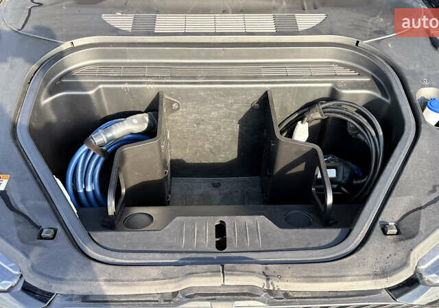 Черный Форд Mustang Mach-E, объемом двигателя 0 л и пробегом 118 тыс. км за 23000 $, фото 25 на Automoto.ua