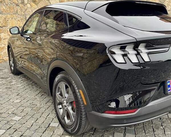 Чорний Форд Mustang Mach-E, об'ємом двигуна 0 л та пробігом 171 тис. км за 22700 $, фото 15 на Automoto.ua