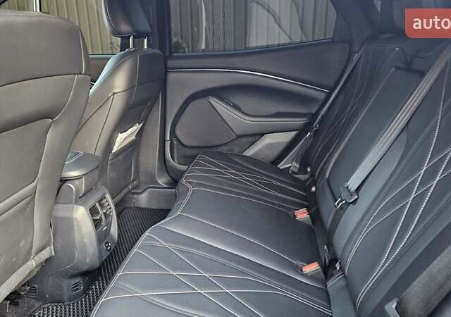 Черный Форд Mustang Mach-E, объемом двигателя 0 л и пробегом 34 тыс. км за 21000 $, фото 23 на Automoto.ua