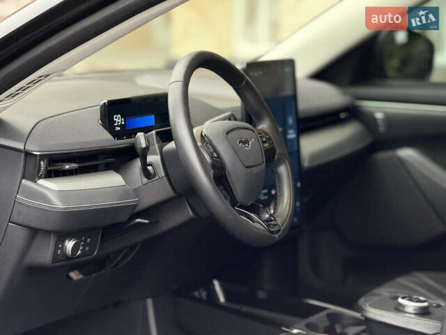 Чорний Форд Mustang Mach-E, об'ємом двигуна 0 л та пробігом 98 тис. км за 25900 $, фото 32 на Automoto.ua