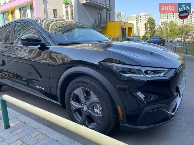 Черный Форд Mustang Mach-E, объемом двигателя 0 л и пробегом 18 тыс. км за 28800 $, фото 9 на Automoto.ua