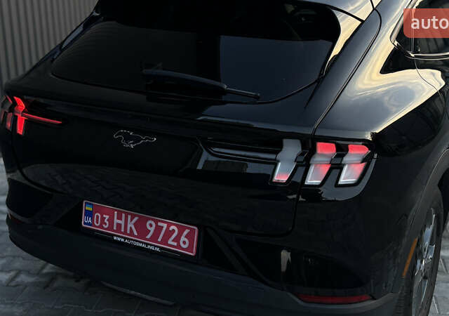 Черный Форд Mustang Mach-E, объемом двигателя 0 л и пробегом 186 тыс. км за 23500 $, фото 11 на Automoto.ua