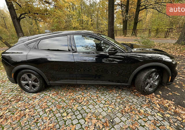 Черный Форд Mustang Mach-E, объемом двигателя 0 л и пробегом 72 тыс. км за 22350 $, фото 33 на Automoto.ua